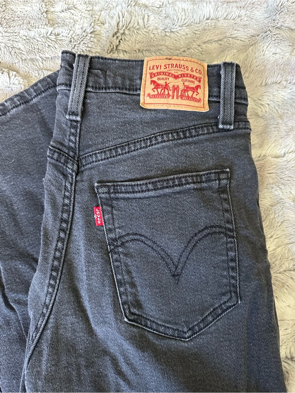 Levi's Ribcage Straight Ankle Washed Charcoal High-Rise Jeans